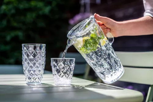 Koziol Koziol Crystal Carafe 1.6 liter with 4 Cups of 250 ml (4007535)