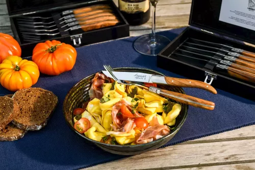 Laguiole Style de Vie Laguiole Style de Vie Luxury Line Steak Knives Olive Wood (6 pcs) (LuxSteakOlijf)