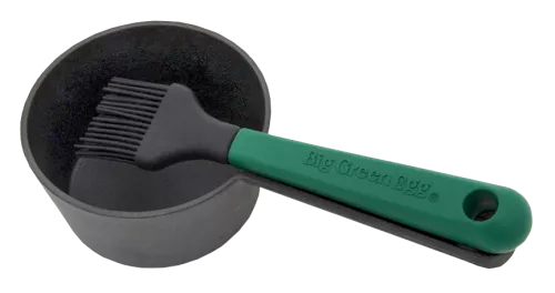 Big Green Egg Cast Iron Saucepan with Brush