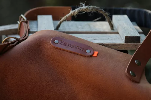 Xapron Xapron Bovine Apron Black Leather Neck Strap (Medium) (SA390141-74)