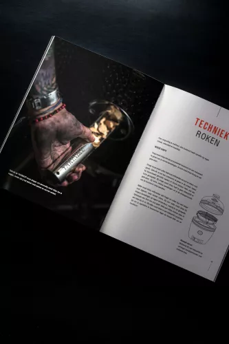 Yakiniku Cookbook Japanese grill - The magic of YAKINIKU - KAMADO - DUTCH (500552)