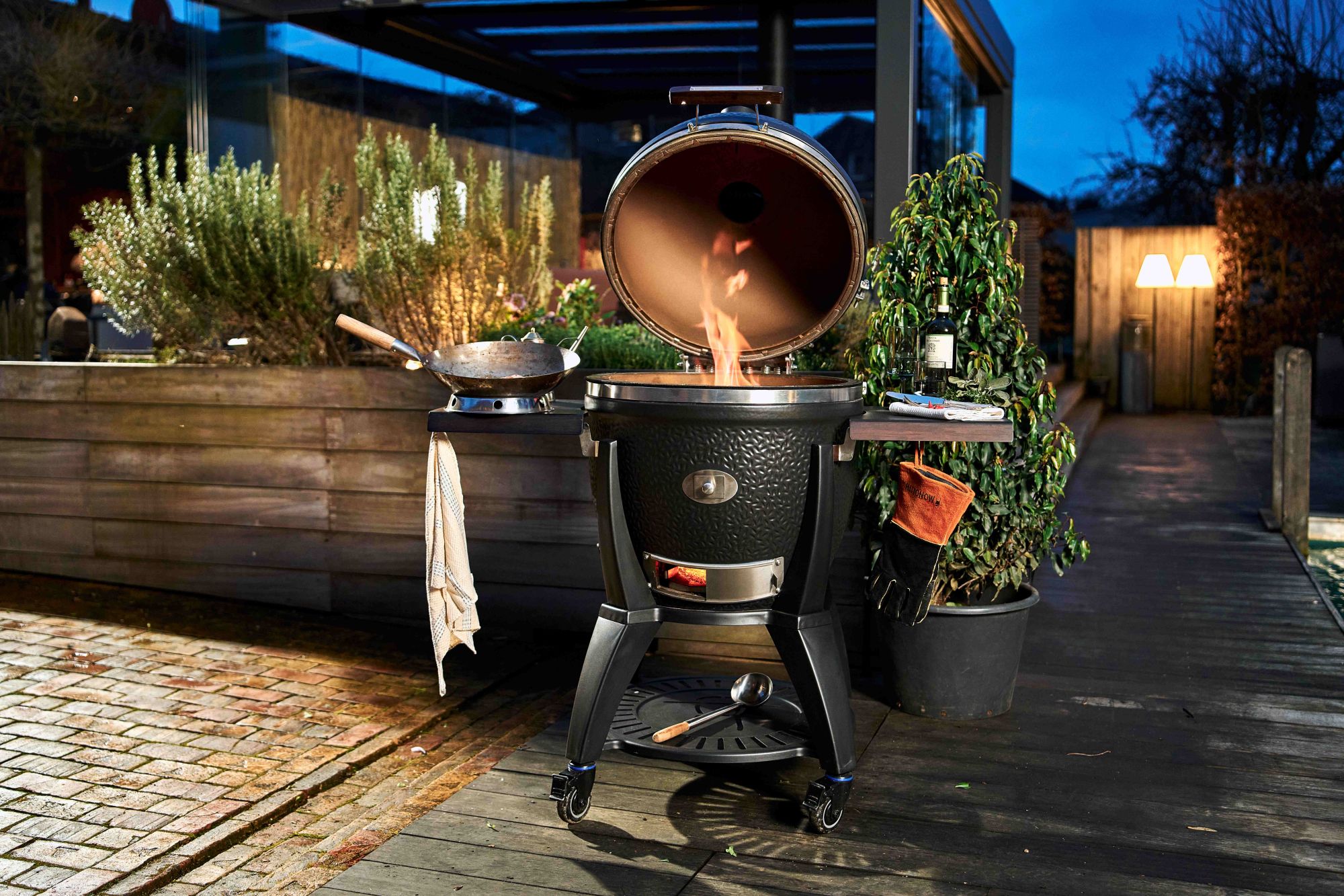 Controlling the temperature in your Kamado